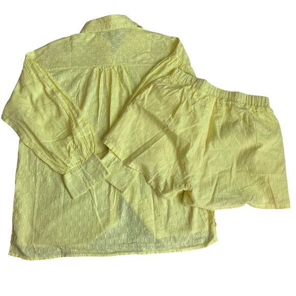 Yellow, Eyelet, Linen Like, Long Sleeve Button Down/Shorts Set- M - Picture 2 of 13